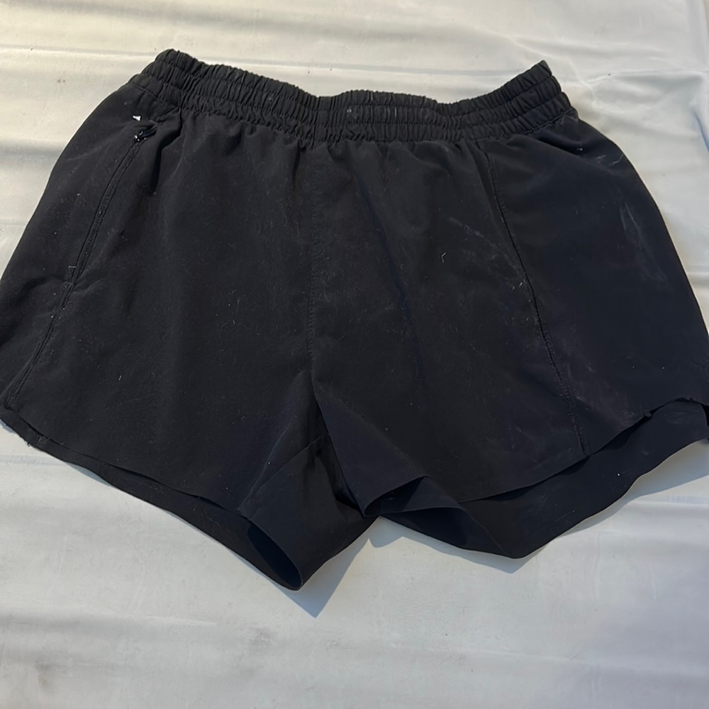 Black Athleta girl shorts